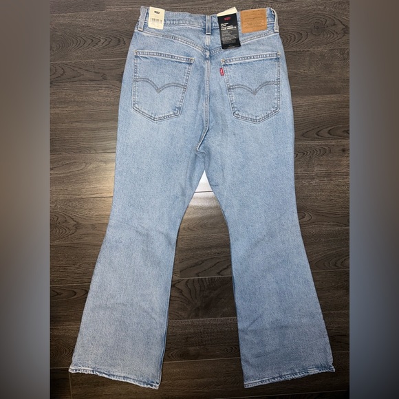 Levi’s 70’s High Flare Women’s Jeans - Picture 5 of 7
